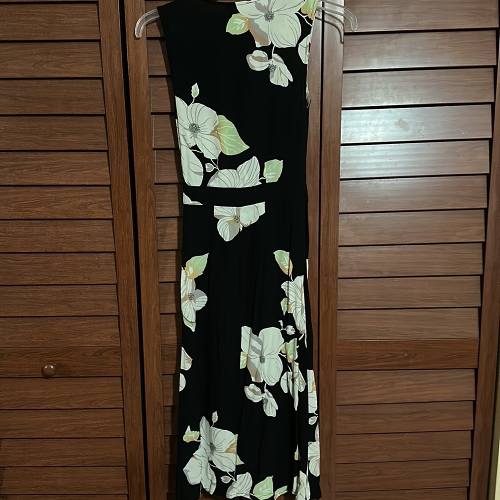 Summer dress - Picture 5 of 6